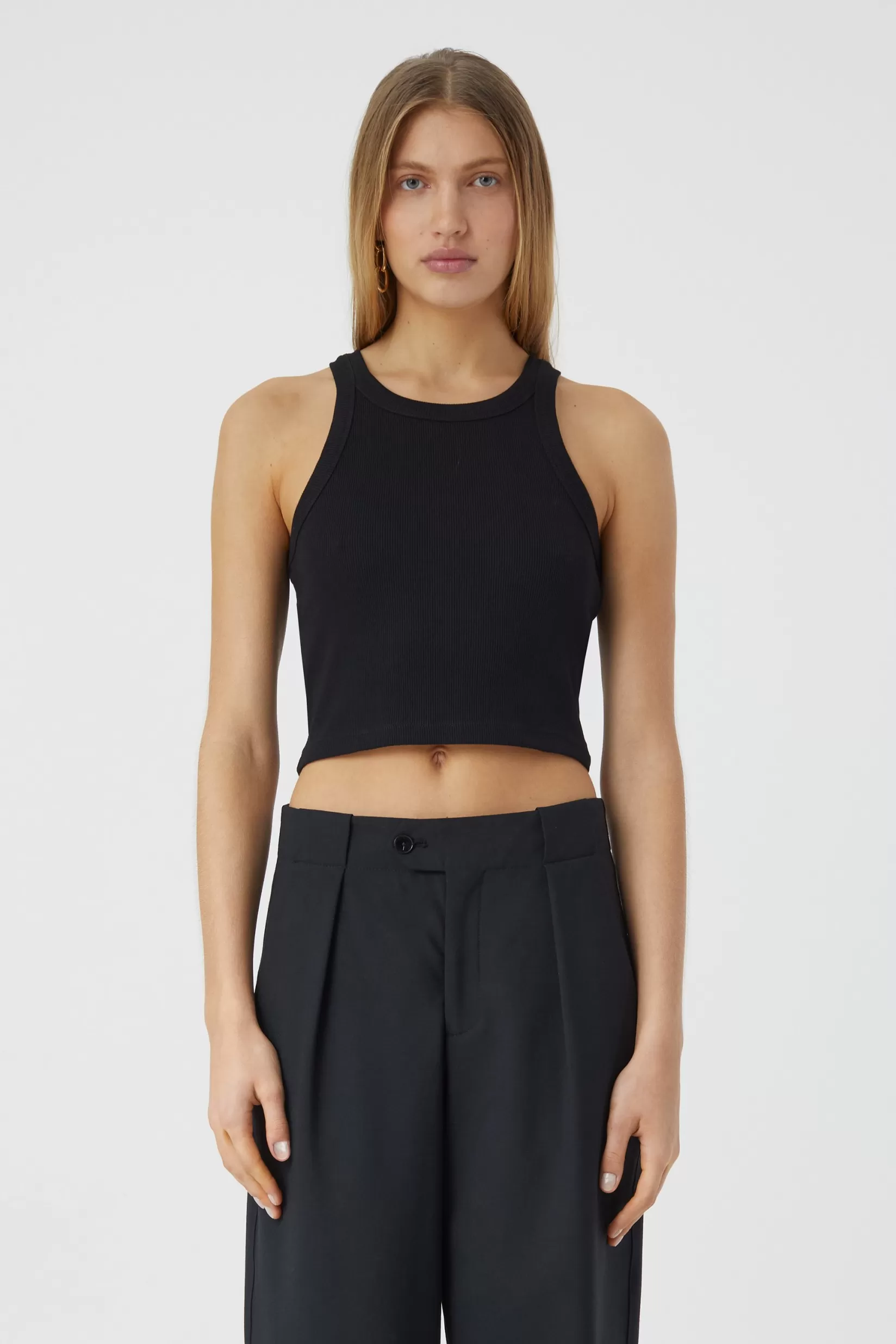 Clearance CLOSED Cropped Tanktop Black