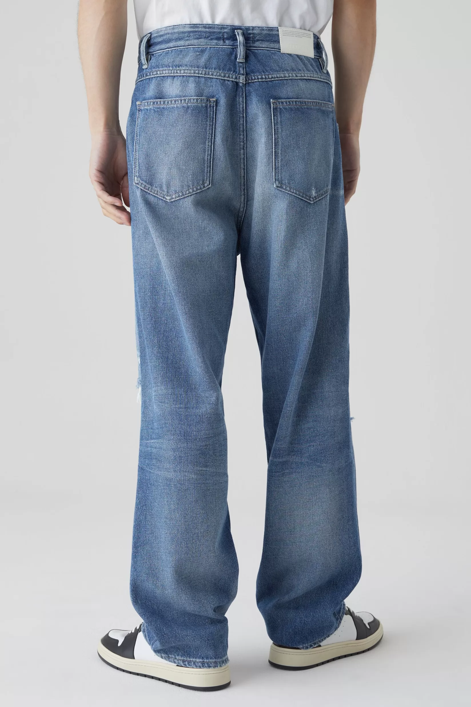 New CLOSED X-Treme Loose Jeans Mid Blue